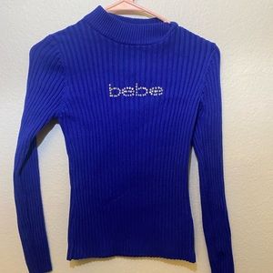 BEBE SWEATER NEVER WORN SIZE SMALL